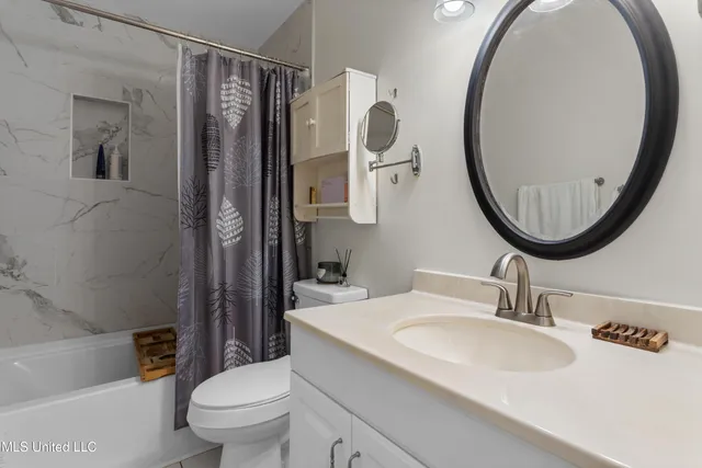 $208,900 | 122 Shady Grove Avenue, Long Beach, MS 39560