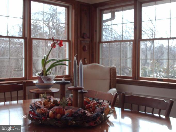 8120 Pious Ridge Road Berkeley Springs, WV 25411 - Photo 20 of 24 Sunroom