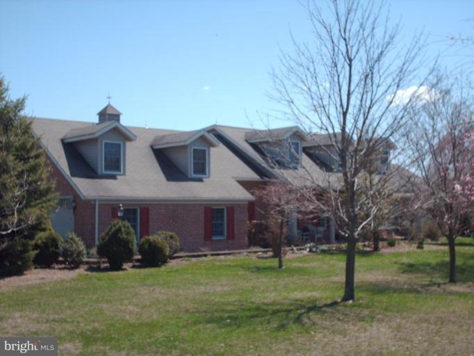 8120 Pious Ridge Road Berkeley Springs, WV 25411 - Photo 4 of 24 Exterior #4