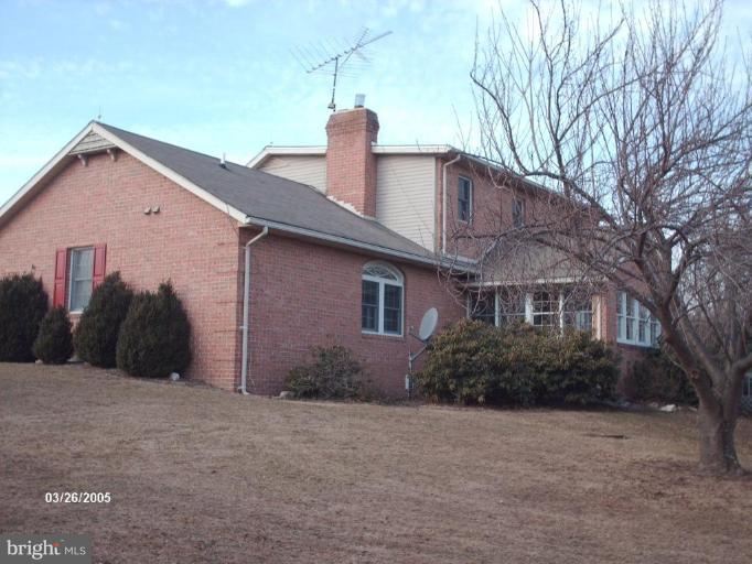 8120 Pious Ridge Road Berkeley Springs, WV 25411 - Photo 5 of 24 Exterior (Rear)