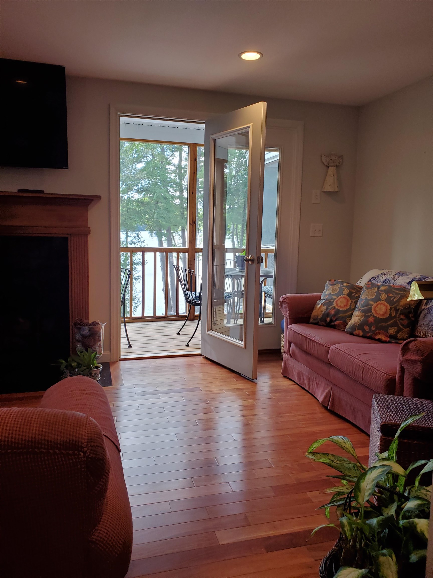 55 Collins Landing Road, Unit 76 Weare, NH 03281 - Photo 11 of 30