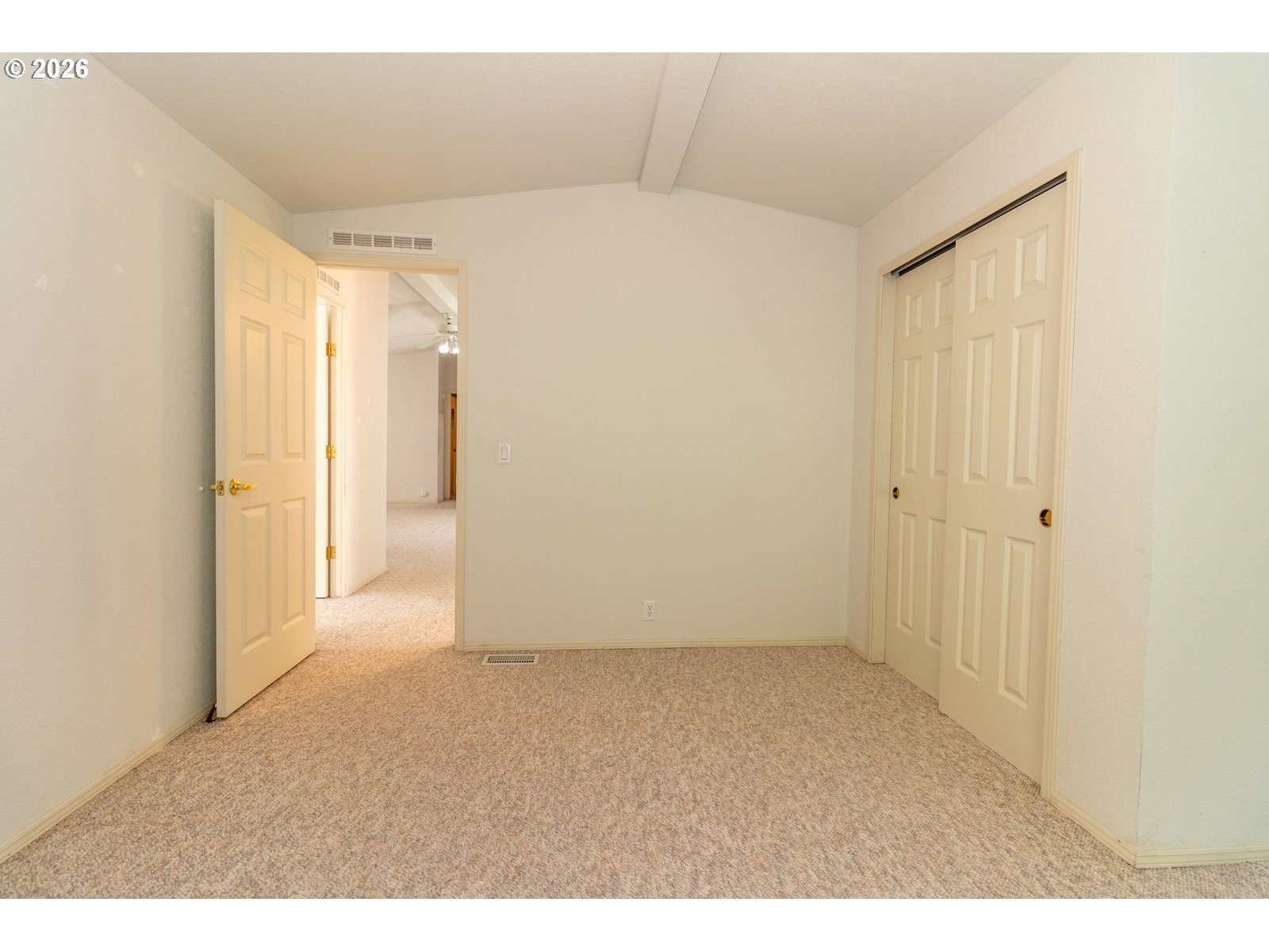 499 Sherwood Loop Florence, OR 97439 - Photo 31 of 39 a view of an empty room