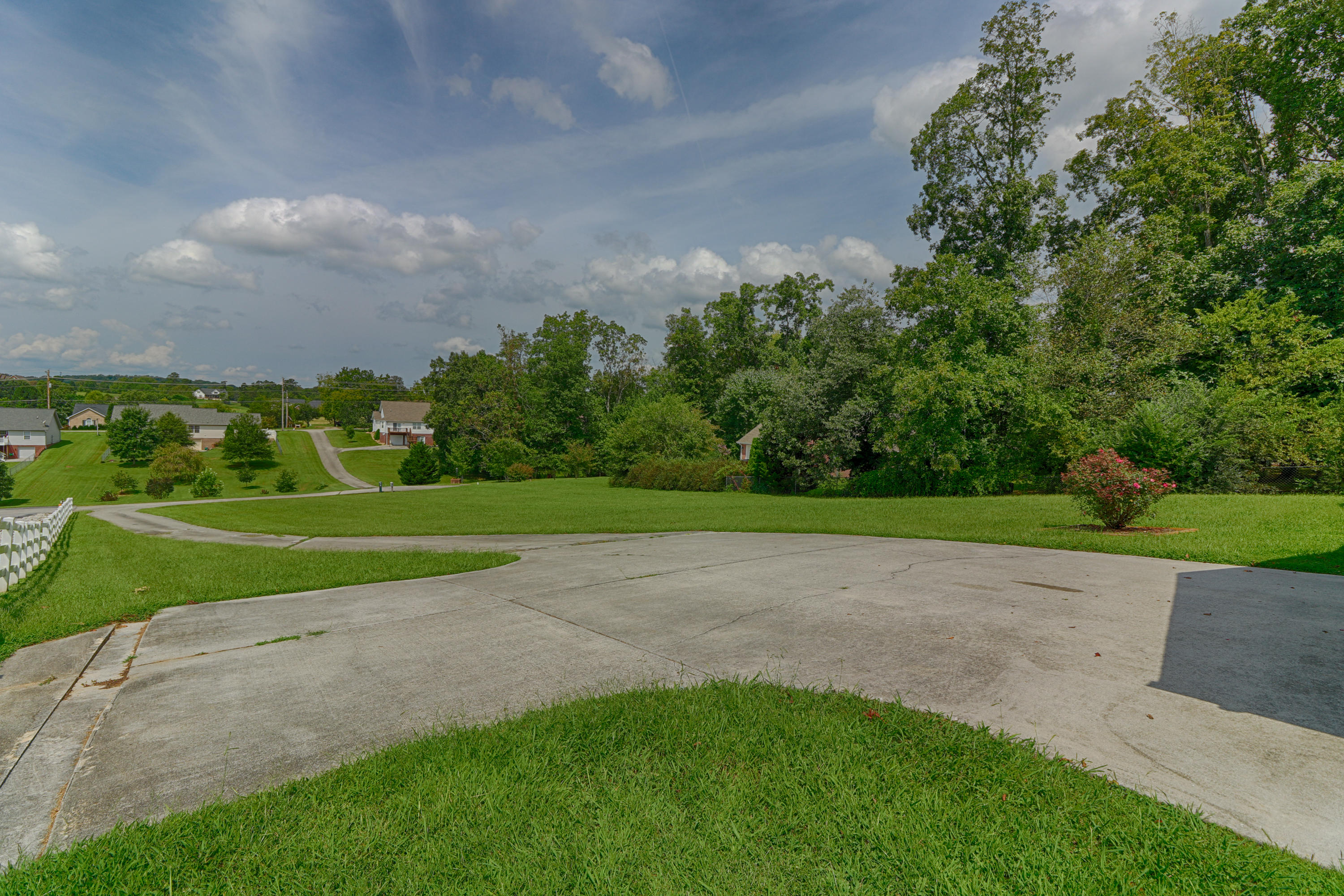 4252 Pea Ridge Road Maryville, TN 37804 - Photo 26 of 26 Front View