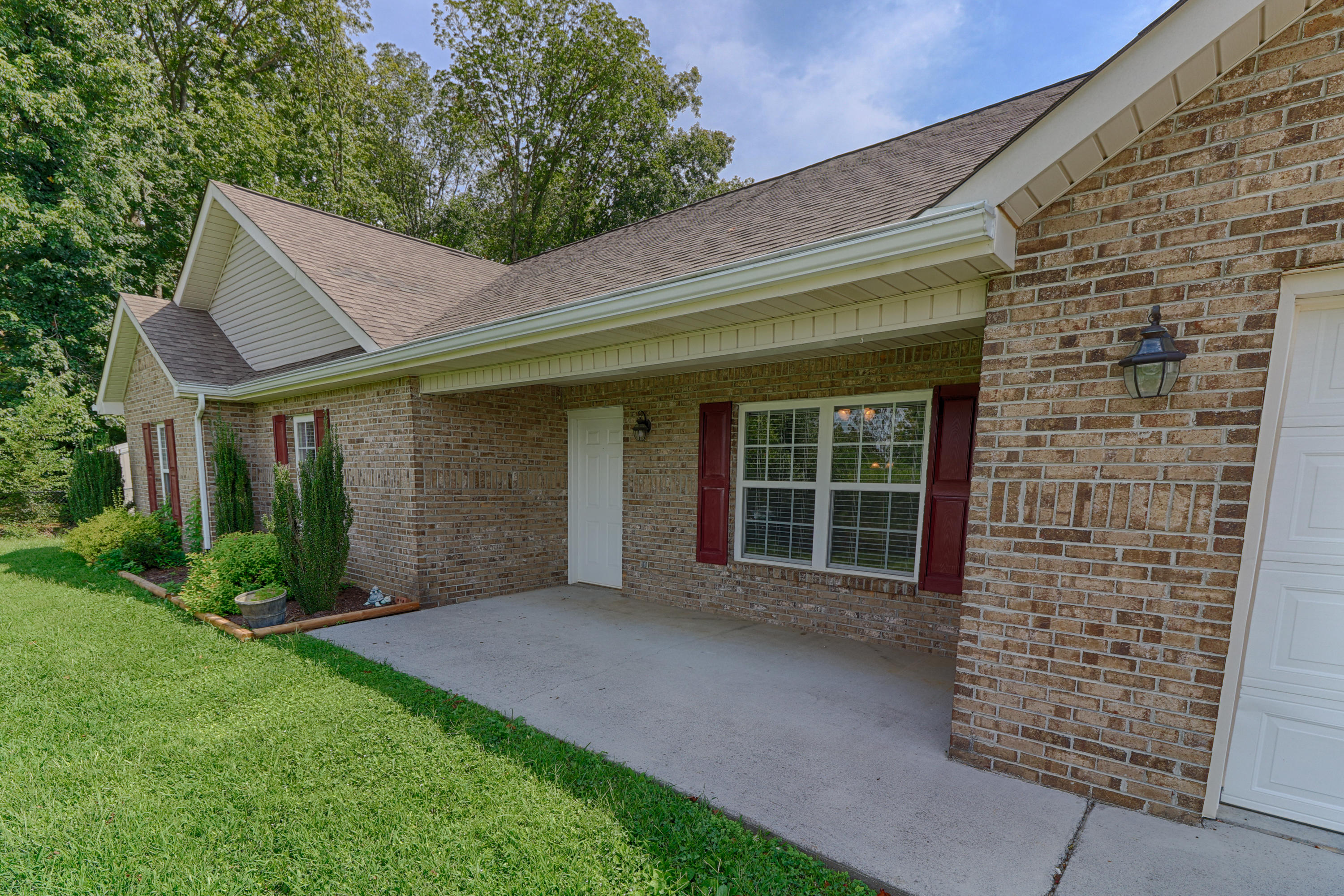 4252 Pea Ridge Road Maryville, TN 37804 - Photo 4 of 26 Porch