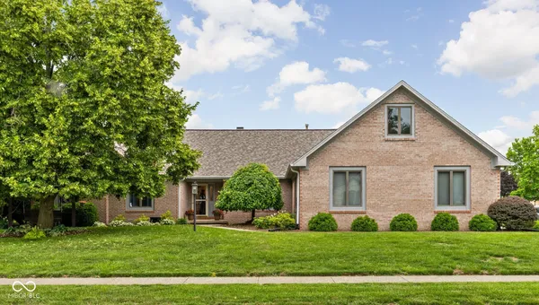 $449,900 | 1018 Lakewood S Drive, Brownsburg, IN 46112