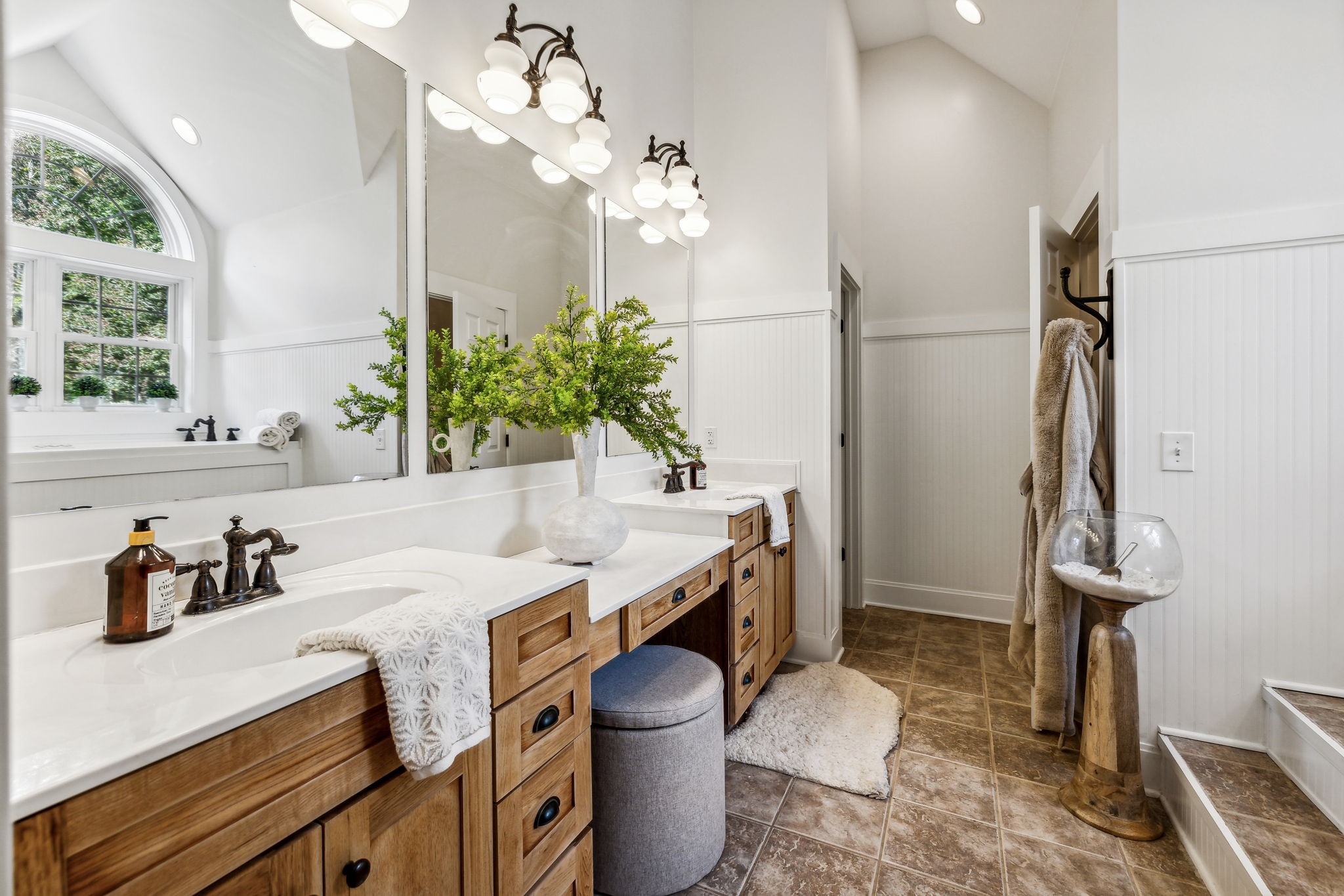 10795 Threet Road Christiana, TN 37037 - Photo 19 of 37 a bathroom with a sink a toilet and a mirror