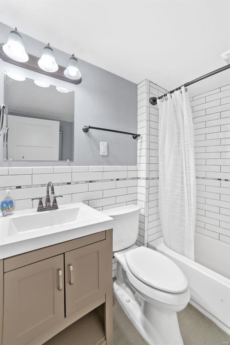 5144 Heege Road St. Louis, MO 63123 - Photo 15 of 20 Gallery Image 15