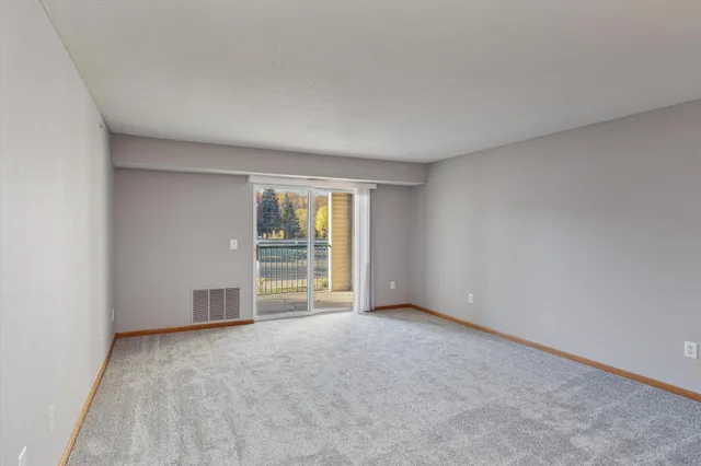 $200,000 | 16510 Tranquility Court, Unit 101, Prior Lake, MN 55372