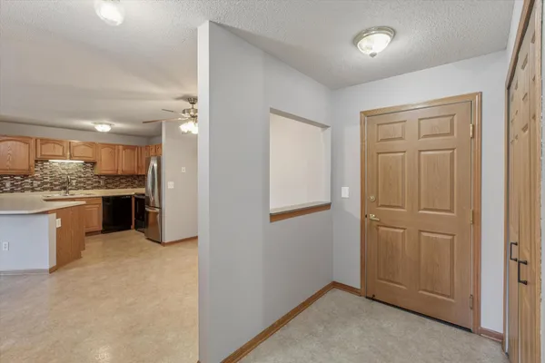 $200,000 | 16510 Tranquility Court, Unit 101, Prior Lake, MN 55372