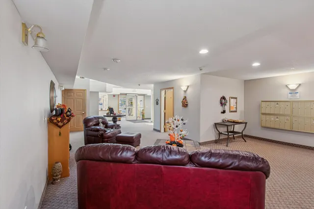 $200,000 | 16510 Tranquility Court, Unit 101, Prior Lake, MN 55372