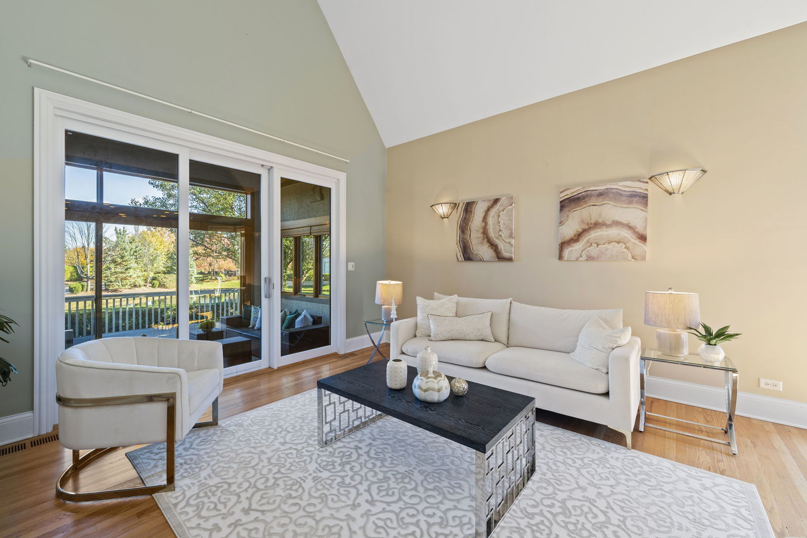 9 Forest Gate Circle Oak Brook, IL 60523 - Photo 13 of 39 a living room with furniture and a large window