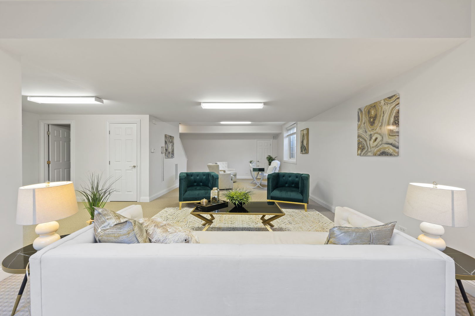 9 Forest Gate Circle Oak Brook, IL 60523 - Photo 26 of 39 a living room with furniture and a couch
