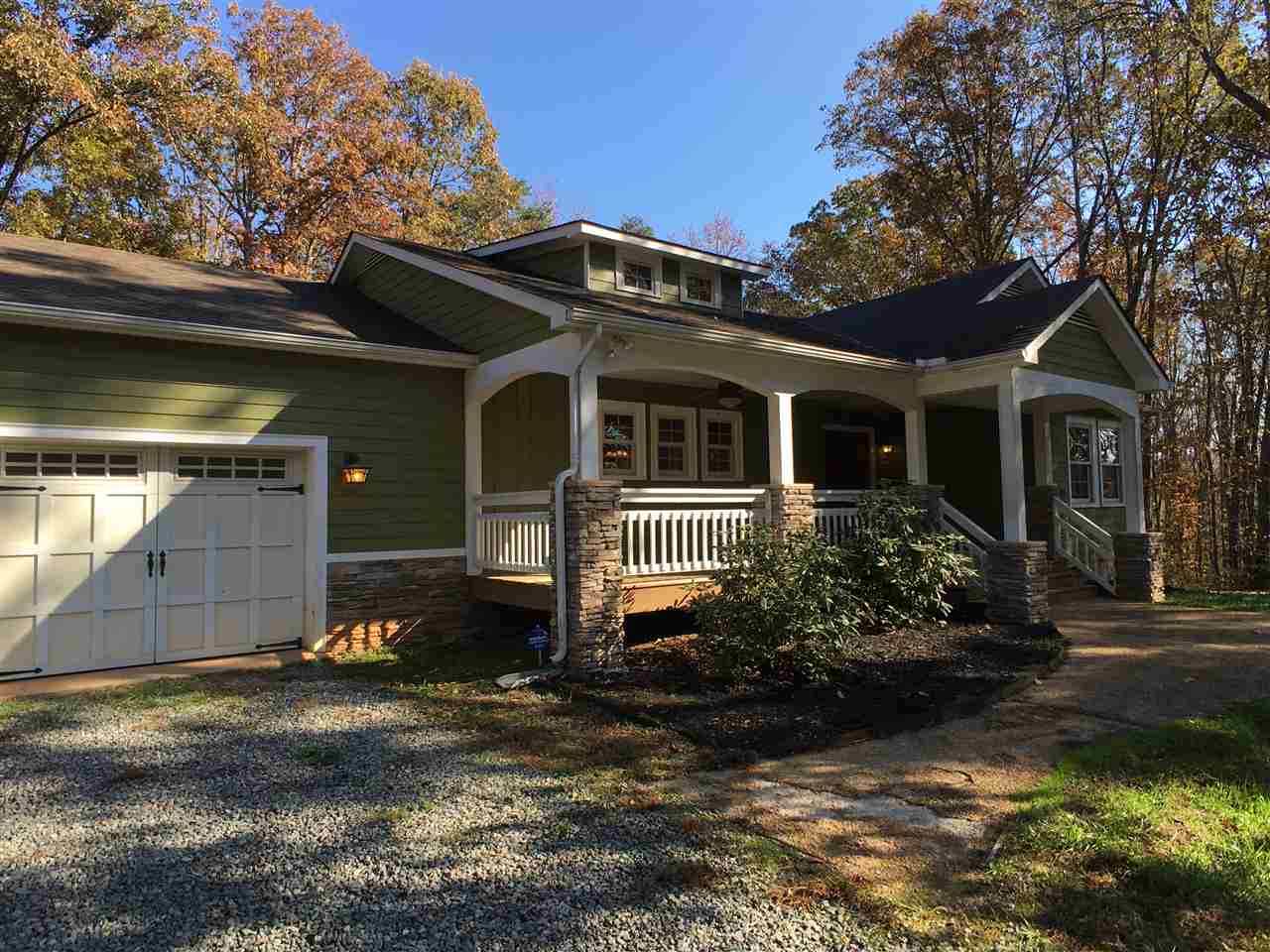 278 Jordan Store Road Kents Store, VA 23084 - Photo 5 of 47 a front view of a house with garden