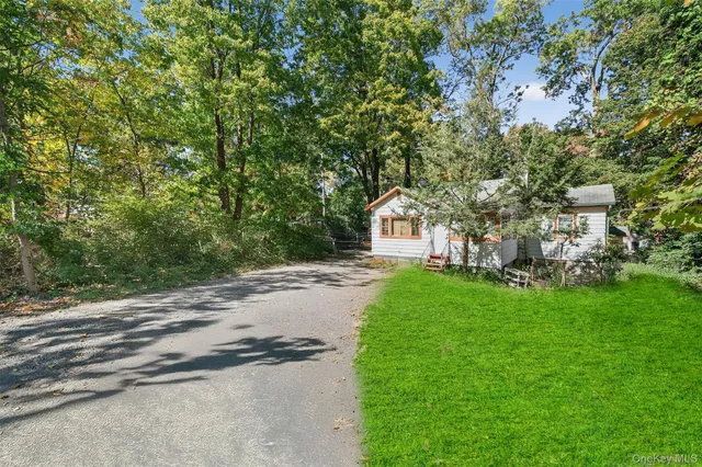 a view of backyard of house