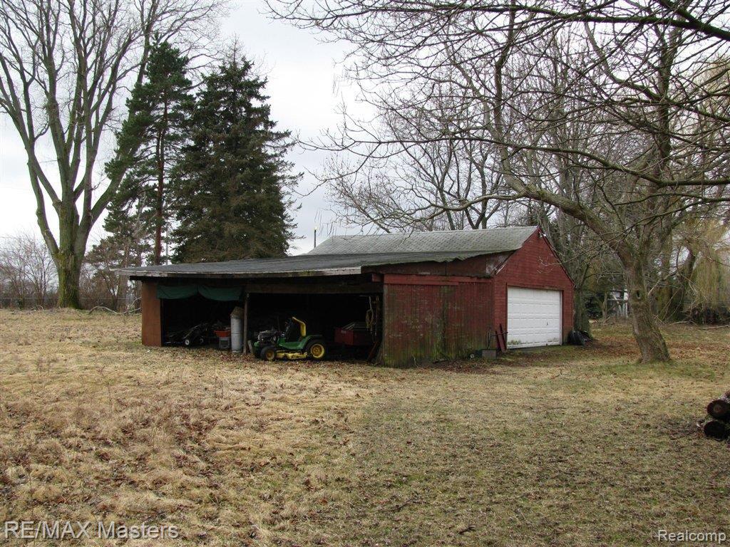 166 West Erie Road Temperance, MI 48182 - Photo 18 of 25 barn2 (2).JPG