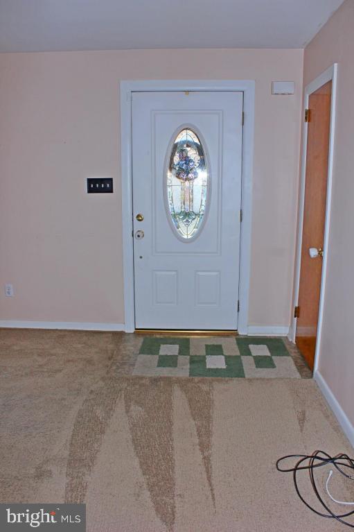 321 Dahlia Road Lancaster, PA 17602 - Photo 3 of 25 Gallery Image 3