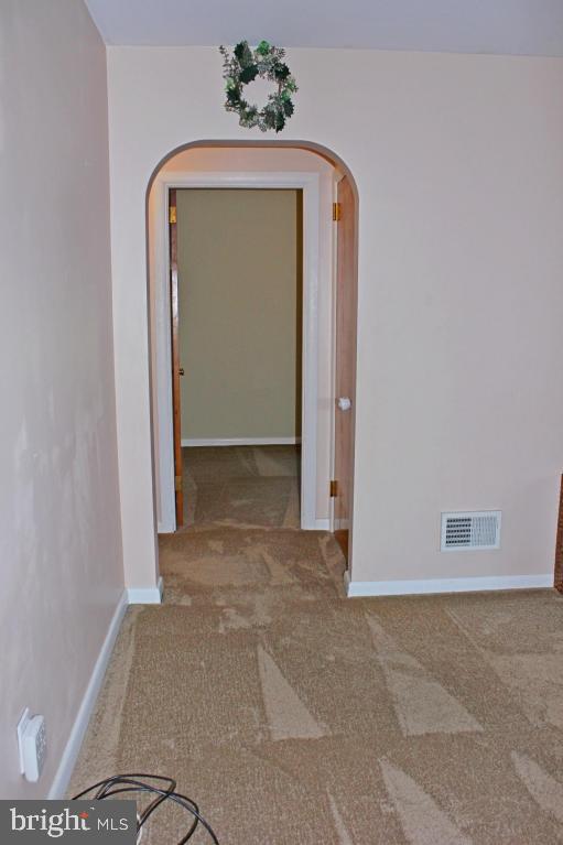 321 Dahlia Road Lancaster, PA 17602 - Photo 4 of 25 Gallery Image 4