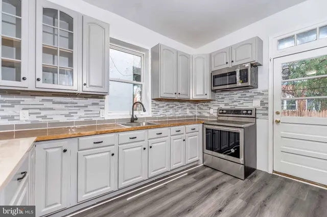 $165,000 | 2119 Green Street, Harrisburg, PA 17110