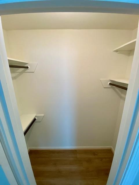 6002 Effingham Drive Houston, TX 77035 - Photo 15 of 22 a view of room with shower