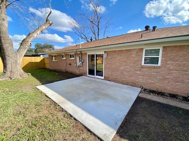 6002 Effingham Drive Houston, TX 77035 - Photo 21 of 22 a view of a house with a backyard