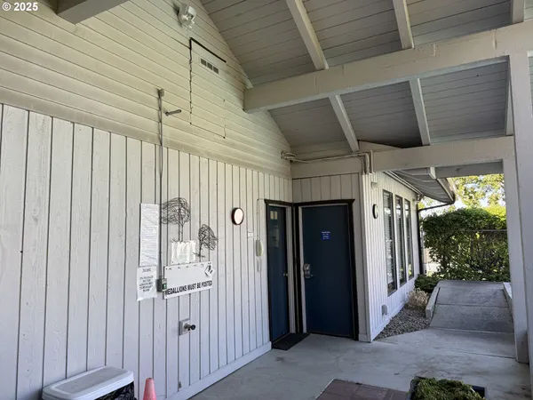 $399,000 | 2462 Senate Way, Medford, OR 97504