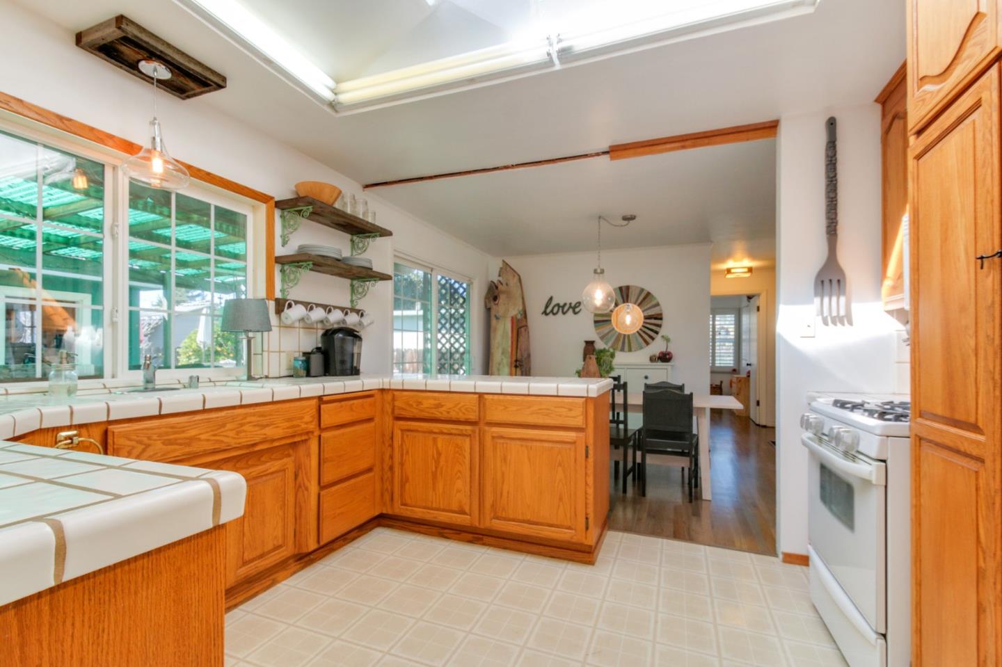 623 Amesti Road Watsonville, CA 95076 - Photo 5 of 22 Gallery Image 5