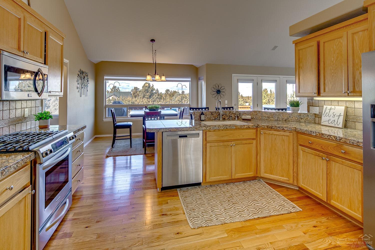 818 Widgeon Road Redmond, OR 97756 - Photo 16 of 25 Additional Photo