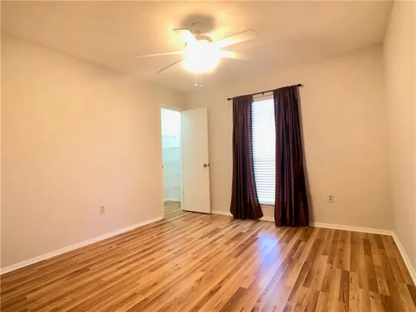 $1,400 | 410 Parkview Boulevard, Unit 410, Mandeville, LA 70471