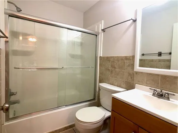 $1,400 | 410 Parkview Boulevard, Unit 410, Mandeville, LA 70471