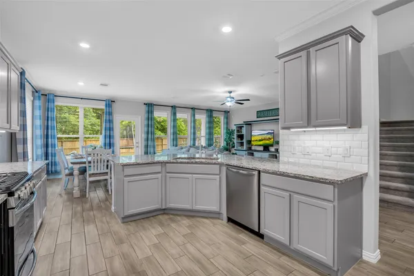 $499,000 | 309 Lochvale Peak Court, Montgomery, TX 77316