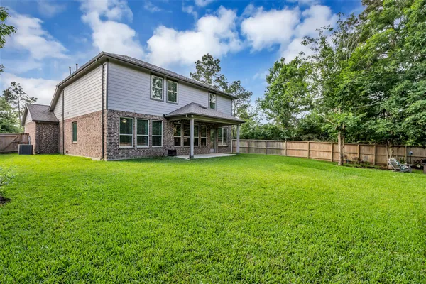 $499,000 | 309 Lochvale Peak Court, Montgomery, TX 77316
