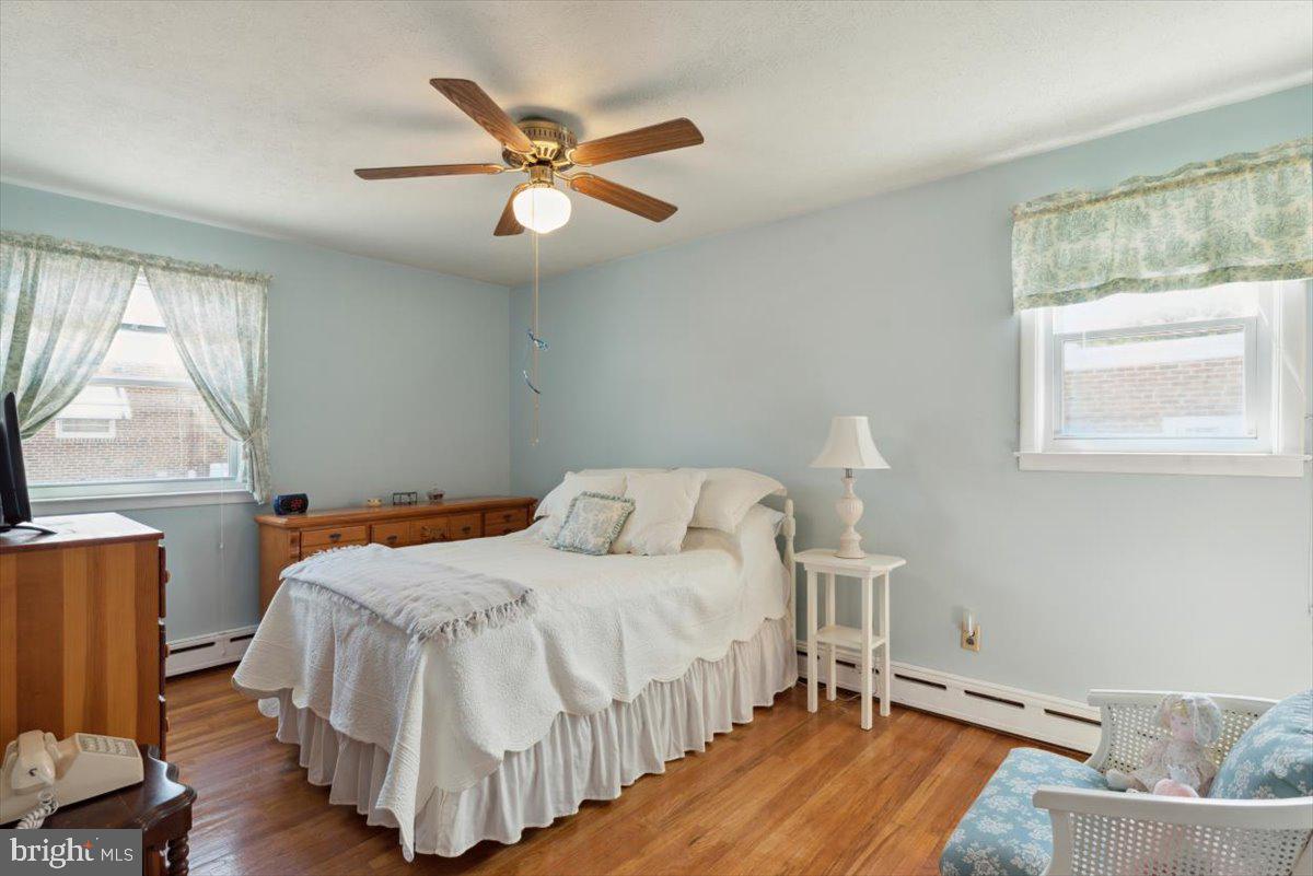 8819 Calvert Street Philadelphia, PA 19152 - Photo 15 of 25 Gallery Image 15