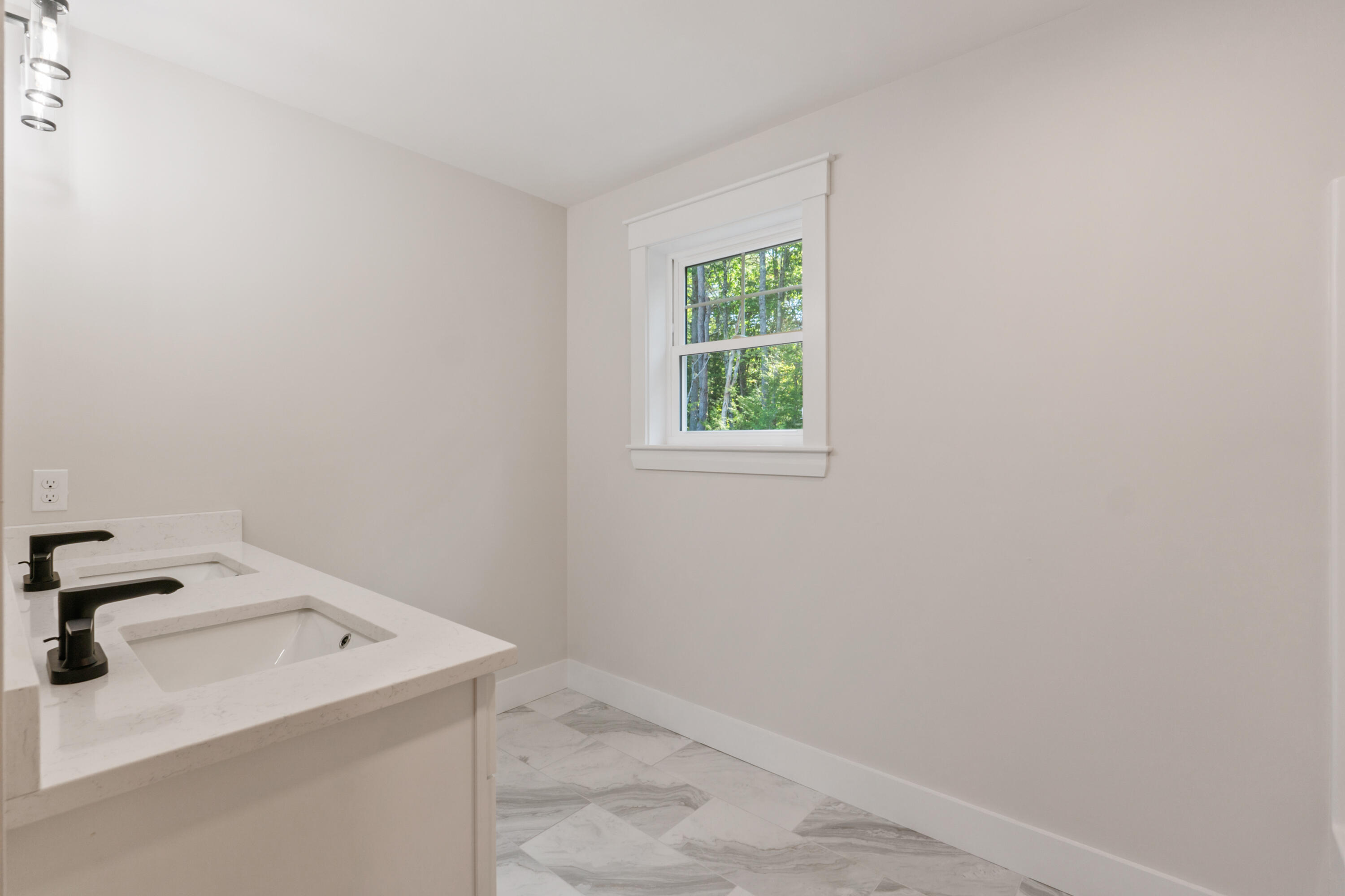 5 Stillwater Drive Gray, ME 04039 - Photo 28 of 36 5 Stillwater Dr_0148