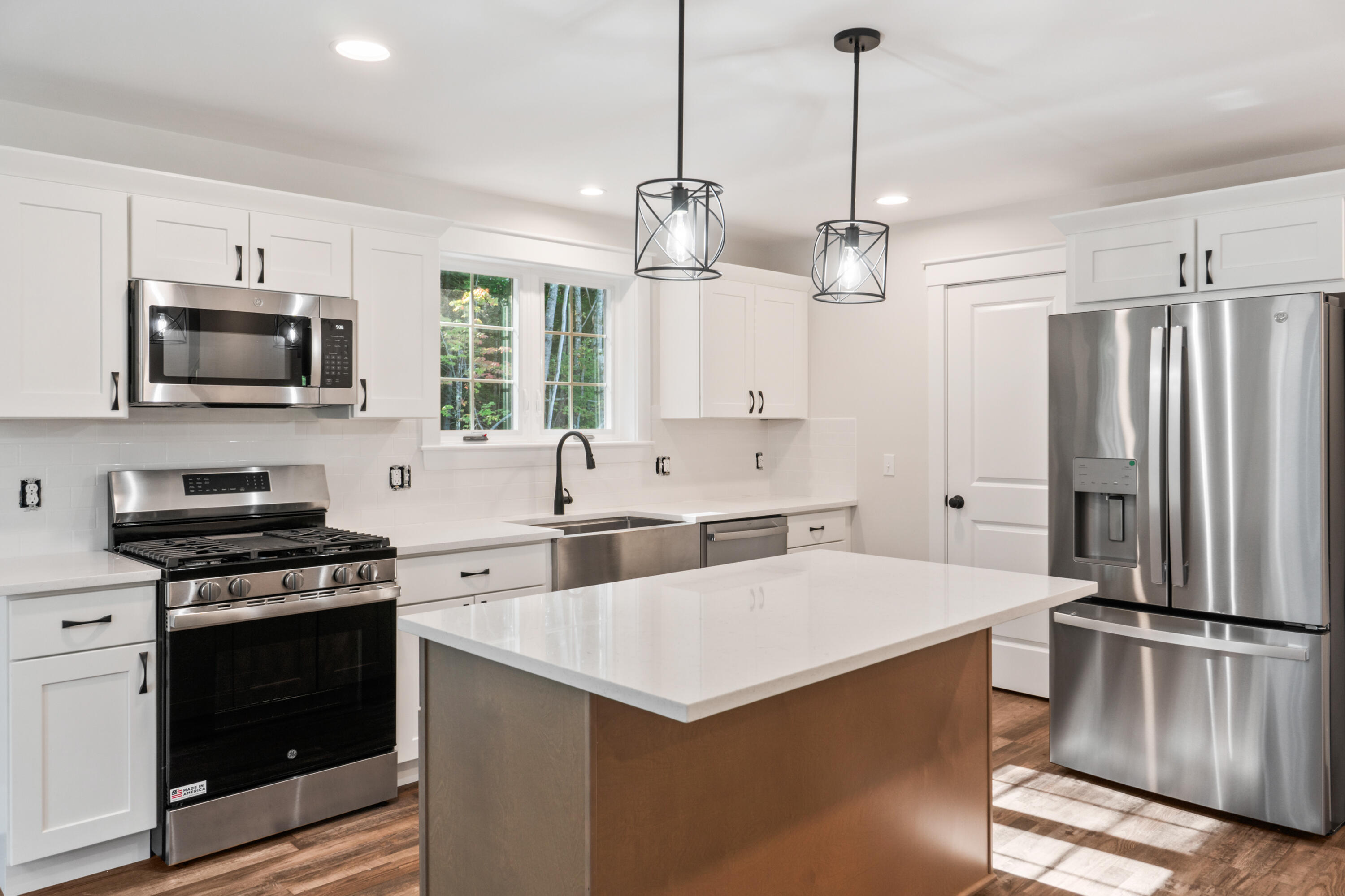 5 Stillwater Drive Gray, ME 04039 - Photo 6 of 36 5 Stillwater Dr_0122