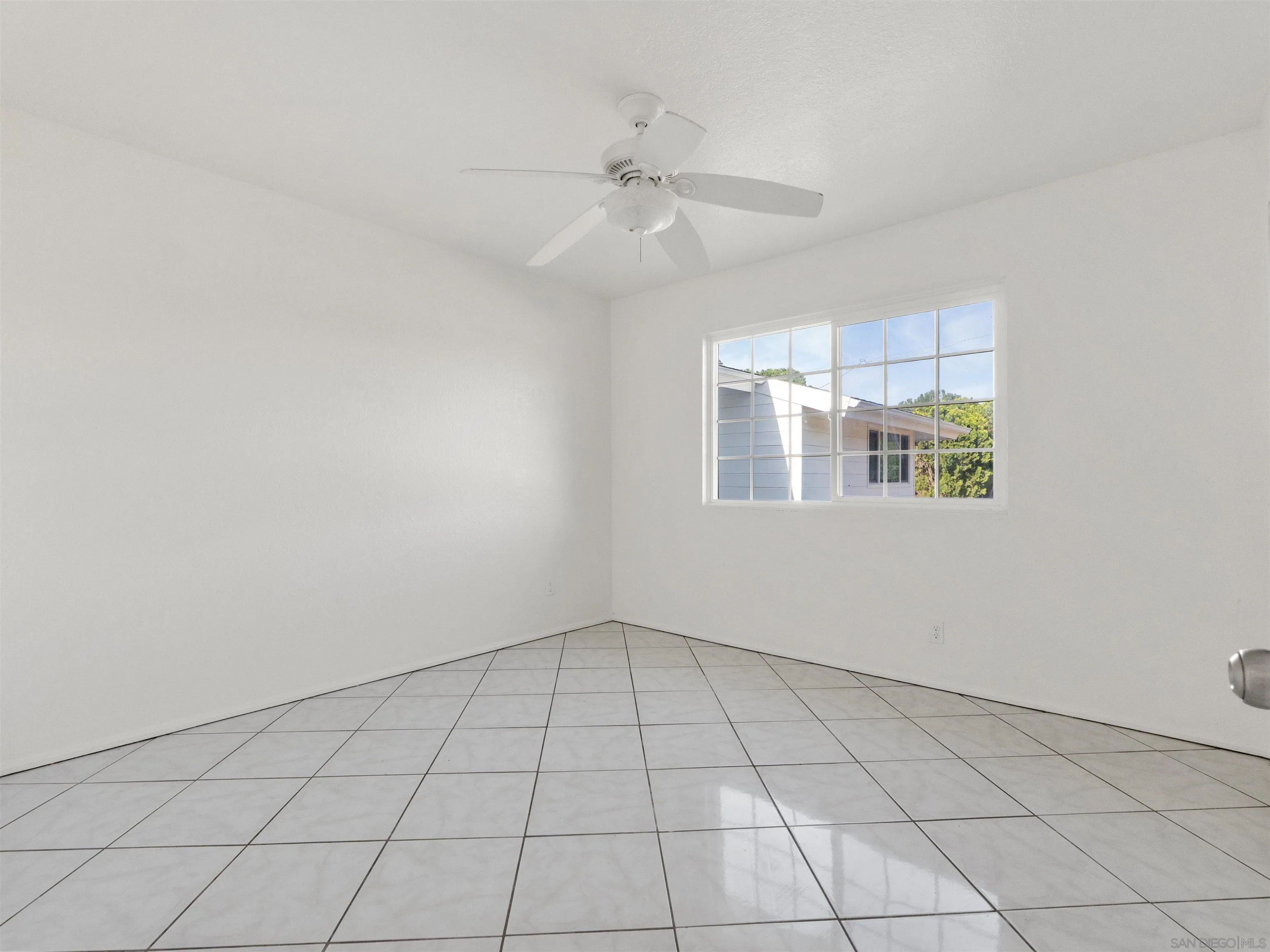1621 Lilac Road Ramona, CA 92065 - Photo 19 of 35 Bedroom