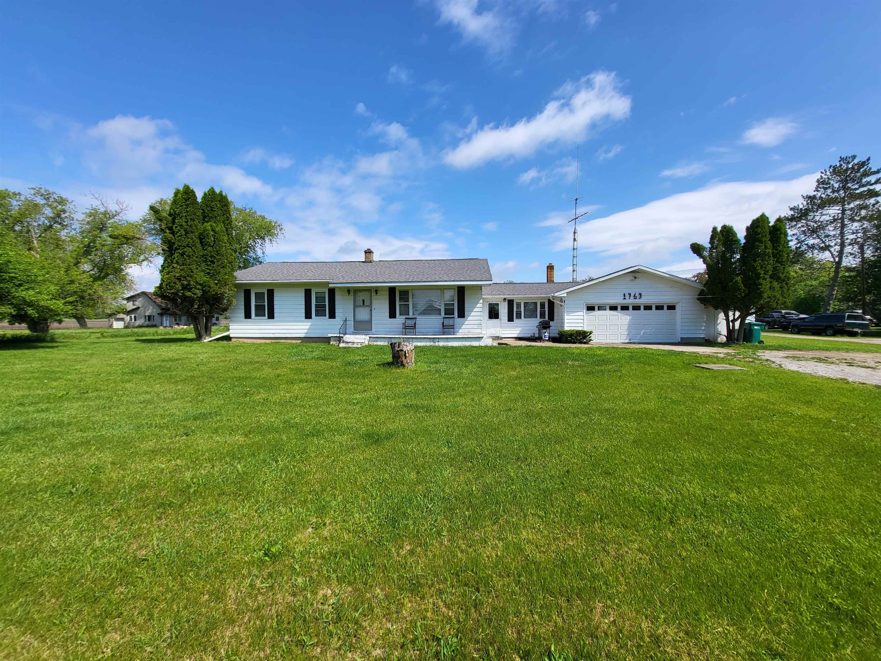 1763 Mill Road Harrisville, MI 48740 - Photo 2 of 45 Gallery Image 2