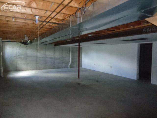 7414 West Mount Morris Road Flushing, MI 48433 - Photo 10 of 13 21206690-9.JPG