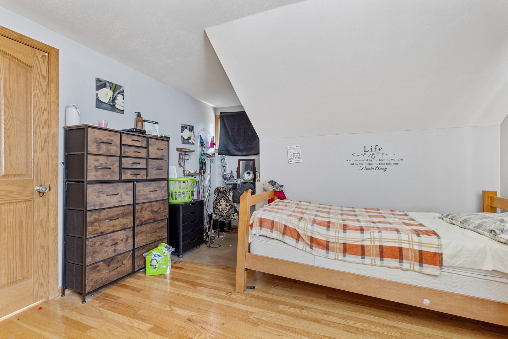 1229 Crest Lane Rochelle, IL 61068 - Photo 18 of 30 a bedroom with a bed and a closet