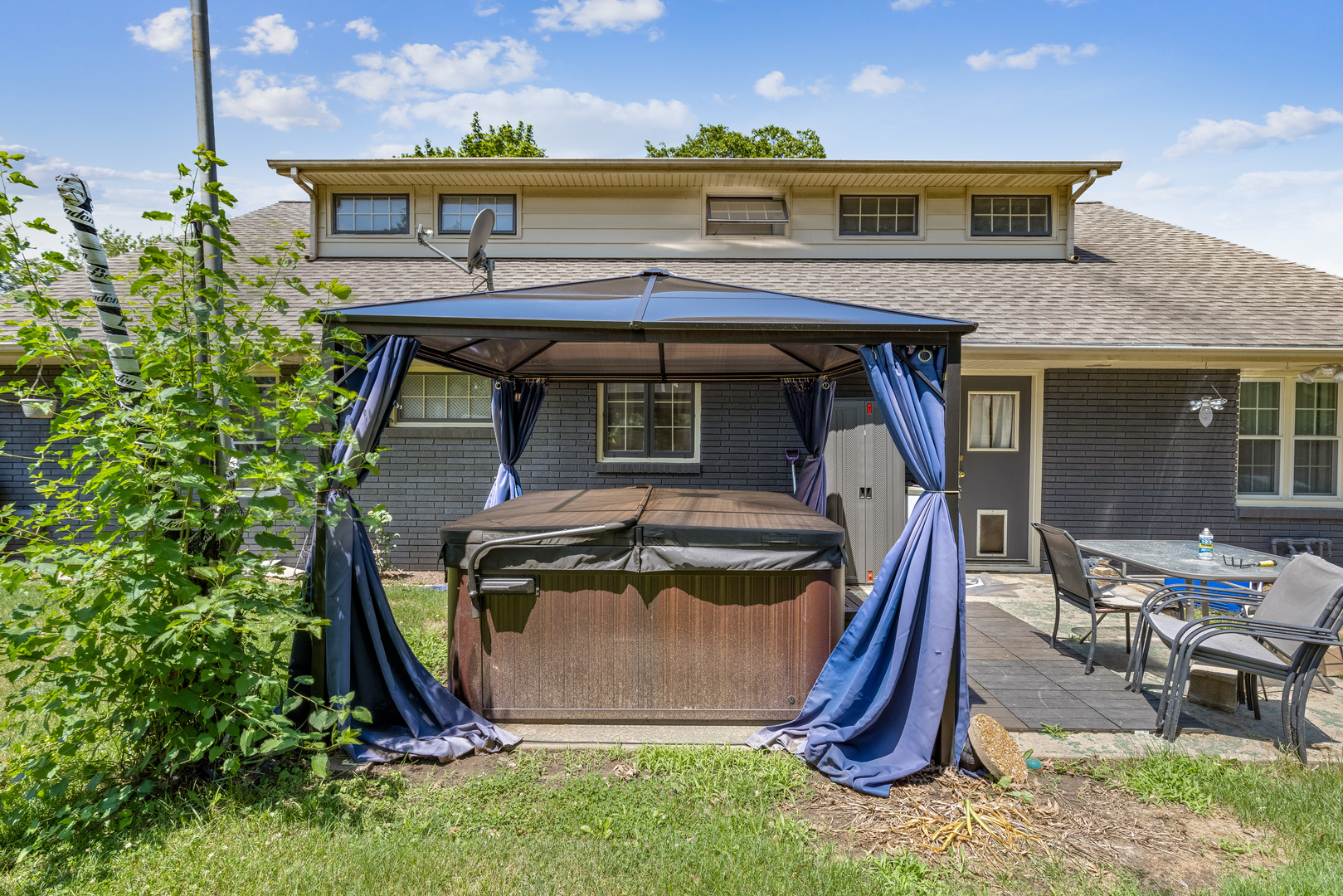 1229 Crest Lane Rochelle, IL 61068 - Photo 28 of 30 a view of outdoor space yard and patio