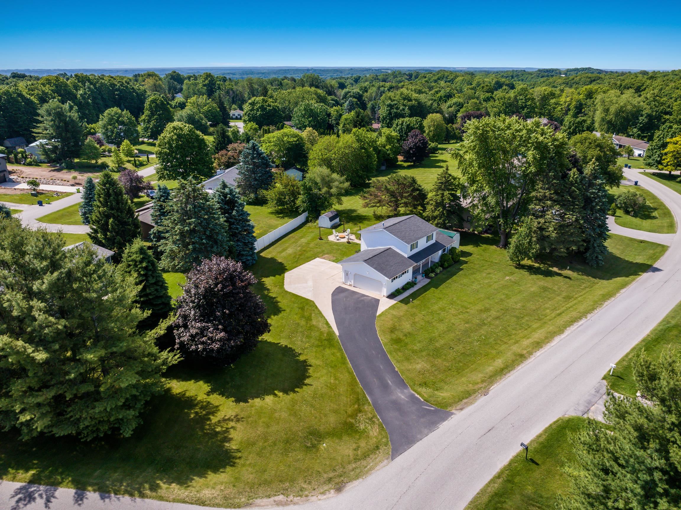 4434 Ridgemoor Drive Traverse City, MI 49684 - Photo 29 of 31