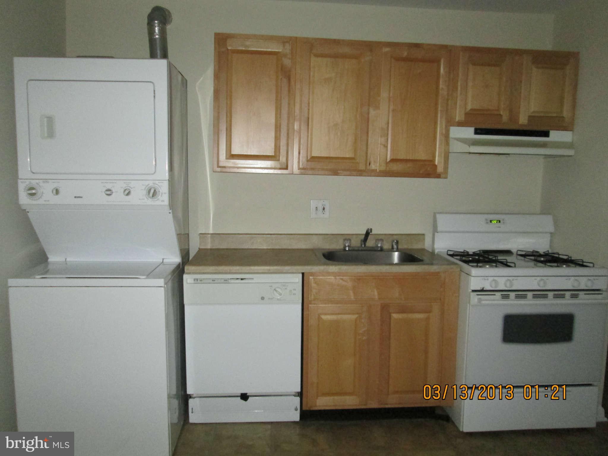 8699 Greenbelt Road, Unit T2 Greenbelt, MD 20770 - Photo 4 of 15 Kitchen