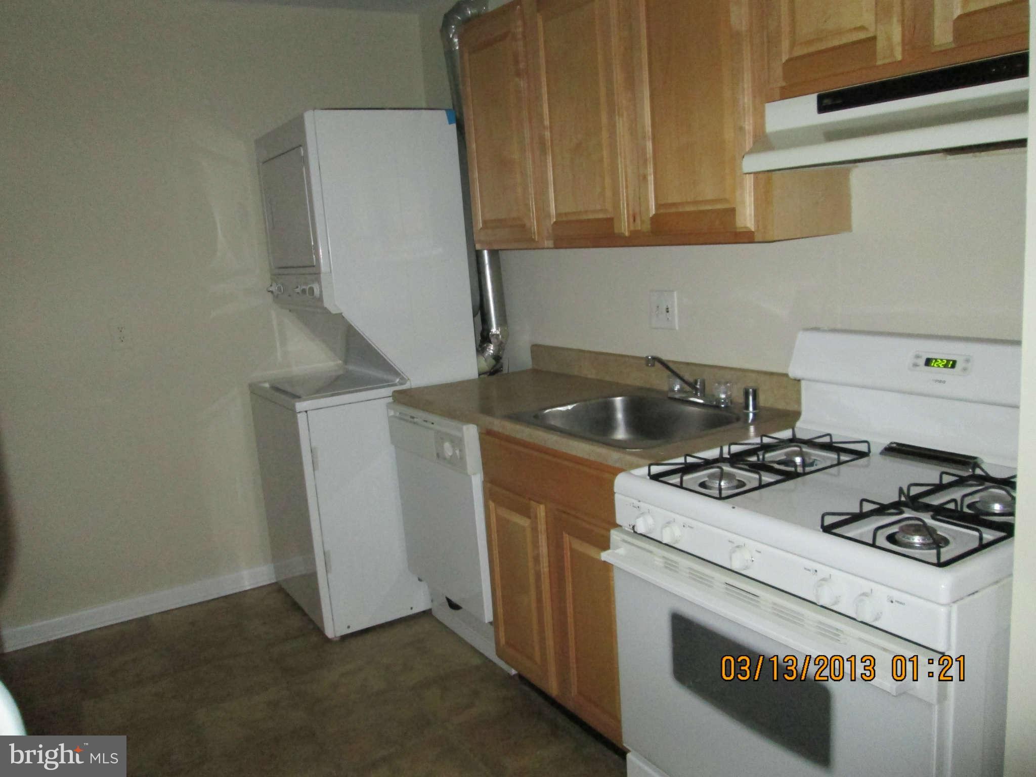 8699 Greenbelt Road, Unit T2 Greenbelt, MD 20770 - Photo 5 of 15 Kitchen