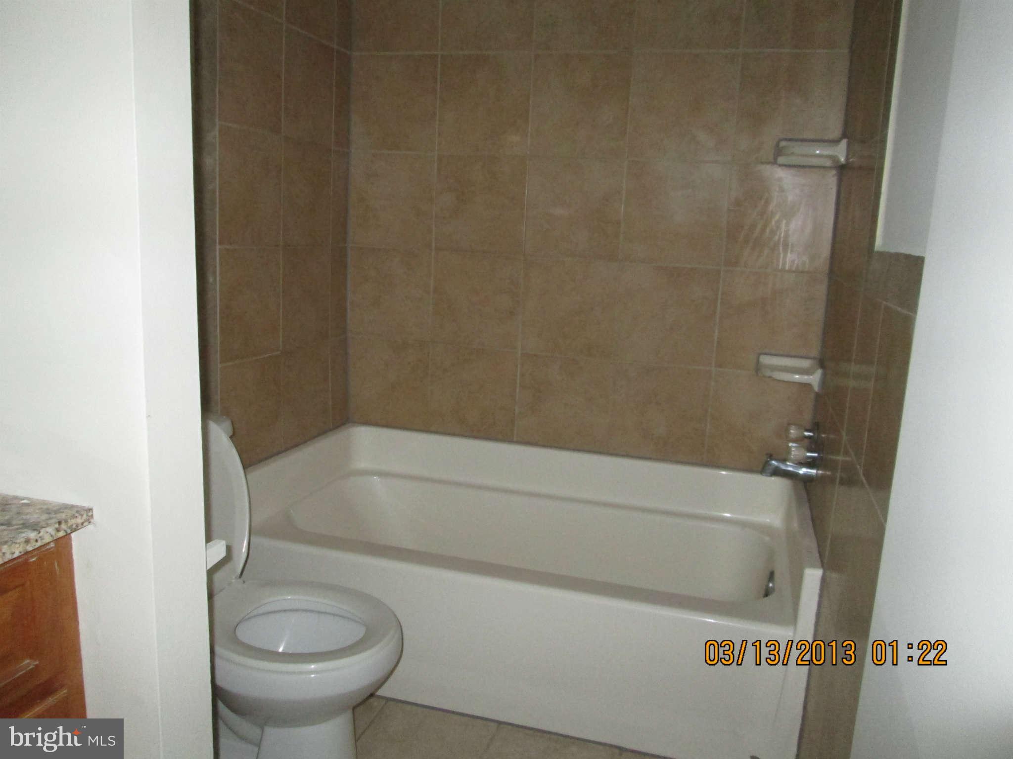 8699 Greenbelt Road, Unit T2 Greenbelt, MD 20770 - Photo 9 of 15 Bath