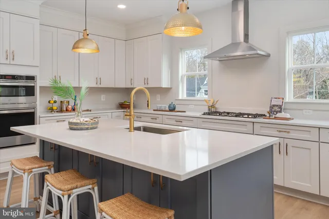 $1,395,000 | 5918 Sneed Drive, Deale, MD 20751