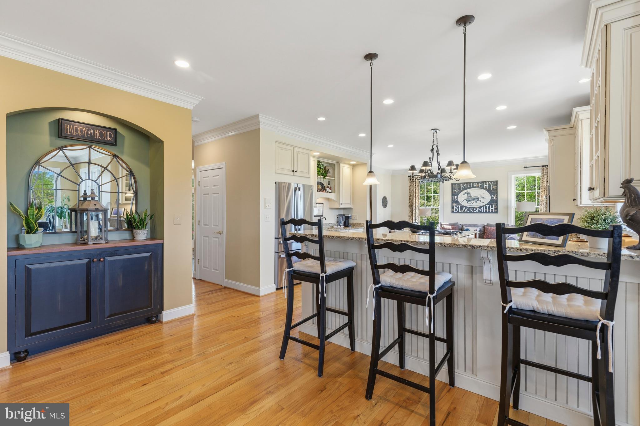 16527 Hampton Road Hamilton, VA 20158 - Photo 10 of 56 Breakfast Bar