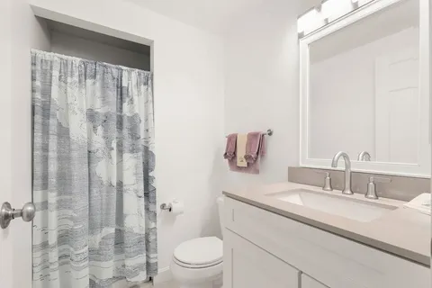 $385,000 | 17 Highview Drive, Unit 17, Sandwich, MA 02563