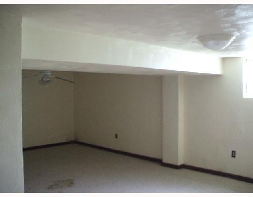462 Mildred Road Belle Vernon, PA 15012 - Photo 6 of 8 Den/Family/Great Room.
