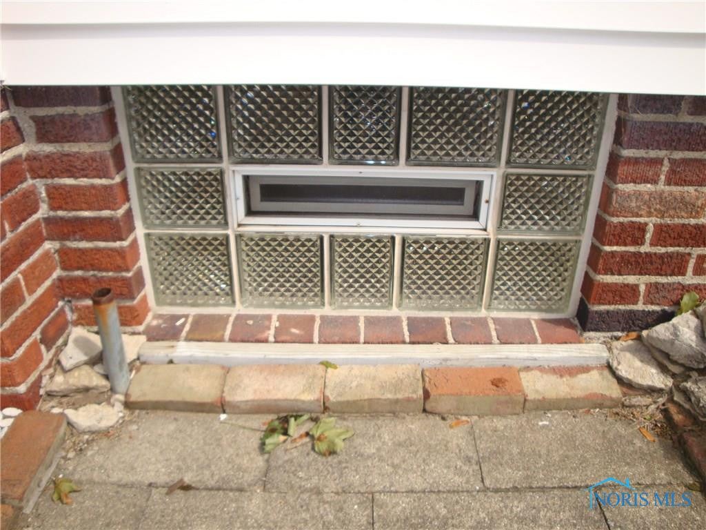3849 Sherbrooke Road Toledo, OH 43613 - Photo 8 of 26 Gallery Image 8