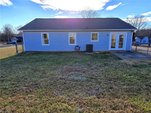 $1,875 | 3533 Cedar Post Road, Winston-Salem, NC 27127