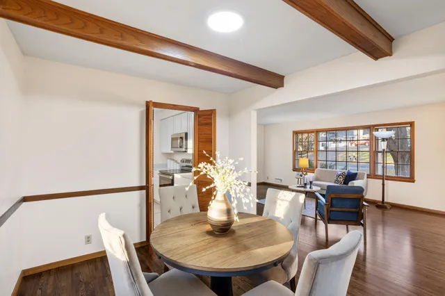 $439,900 | 101 Heritage Circle North, Burnsville, MN 55337